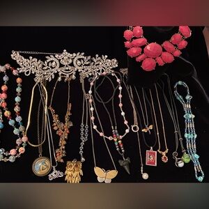 Huge lot of 18 costume jewelry necklaces of various styles and makers
